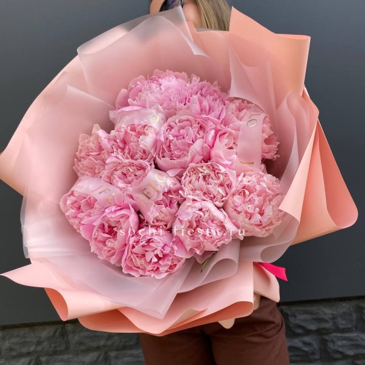 15 пионов "Монинг" в Перми