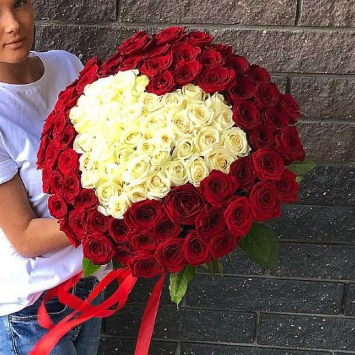 101 роза "Сердце" в Перми