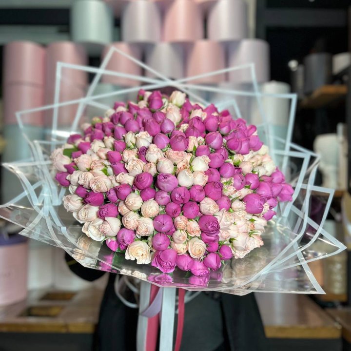 101 кустовая пионовидная роза в Перми