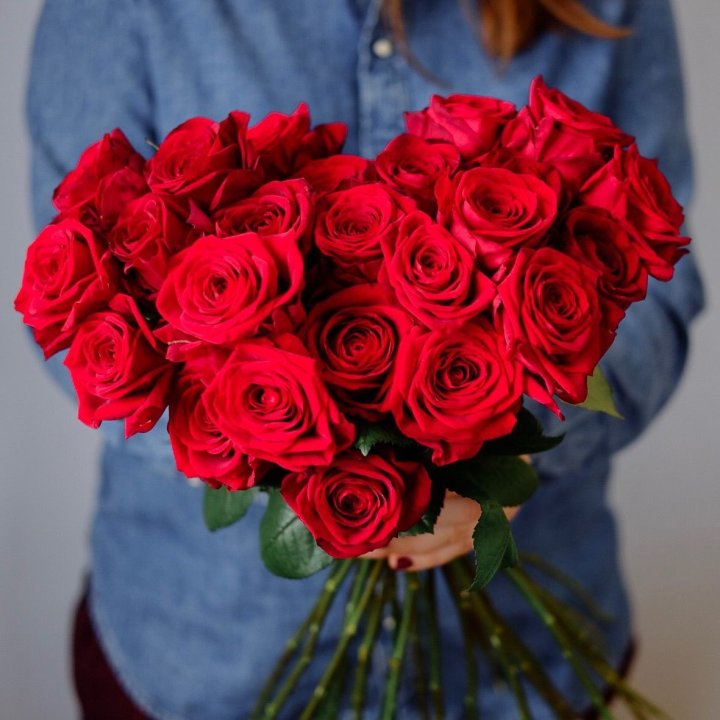 25 красных роз в Перми