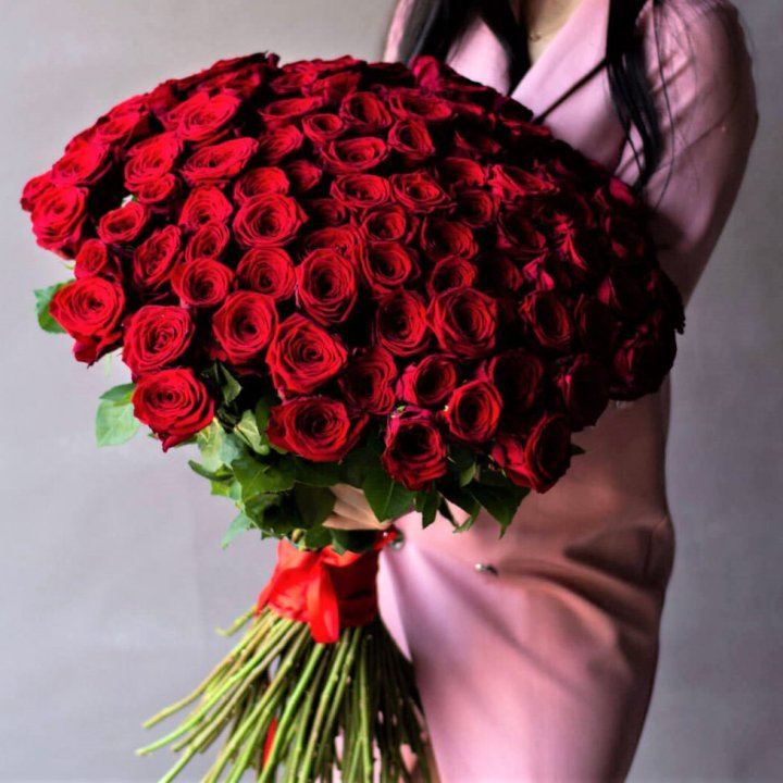 101 высокая роза в Перми