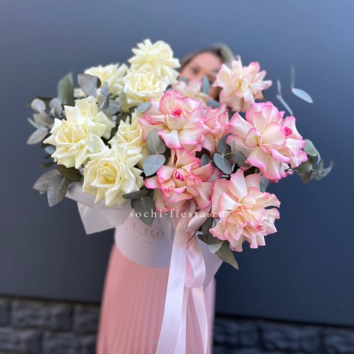 15 Французских роз в боксе в Перми