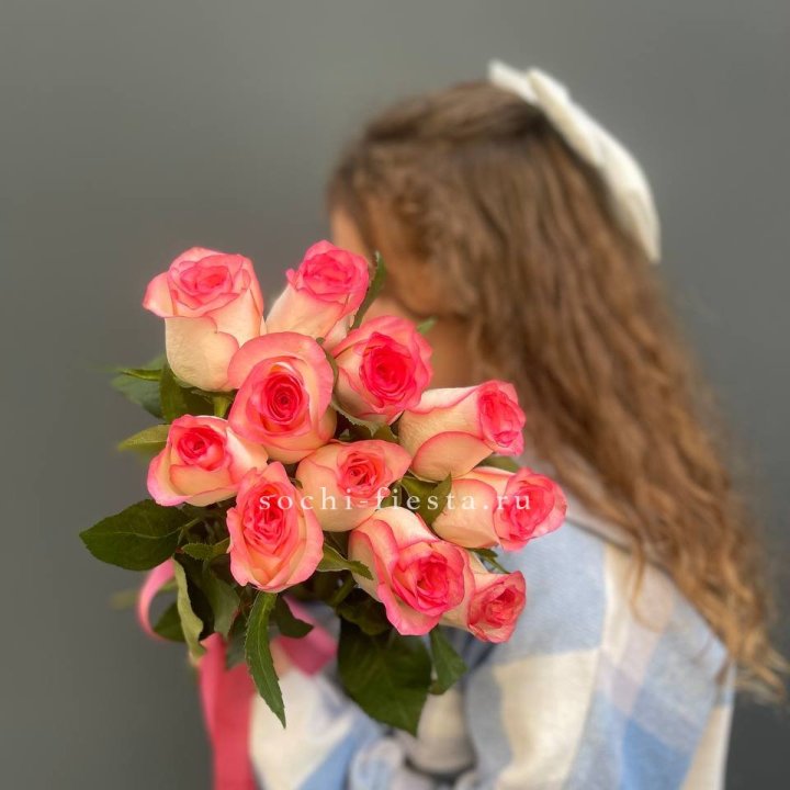 11 роз "Джумилия" в Перми