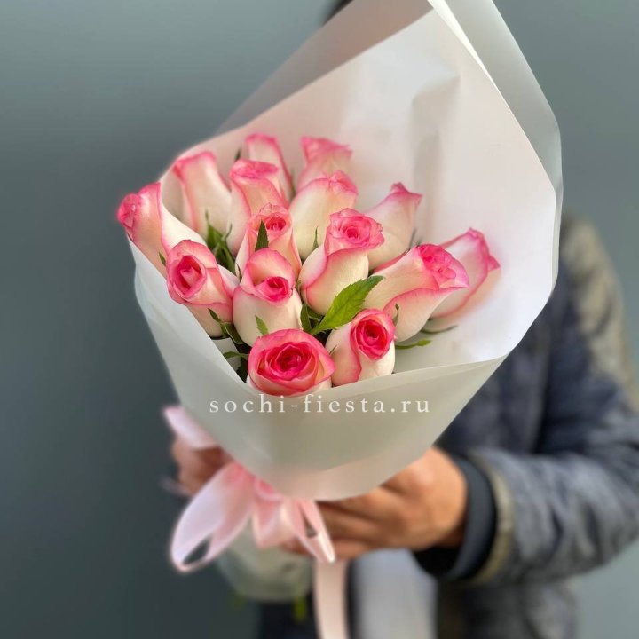 15 роз "Джумилия" в Перми