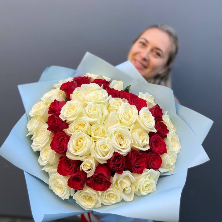 51 роза "Сердце" в Перми