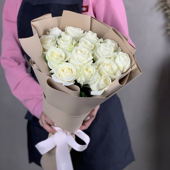 15 белых роз миракли в Перми