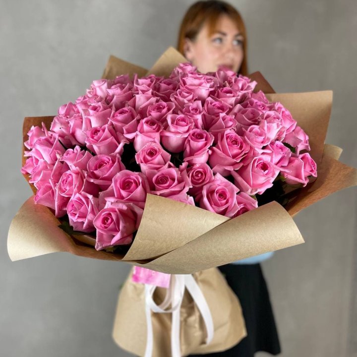 101 розовая роза в Перми