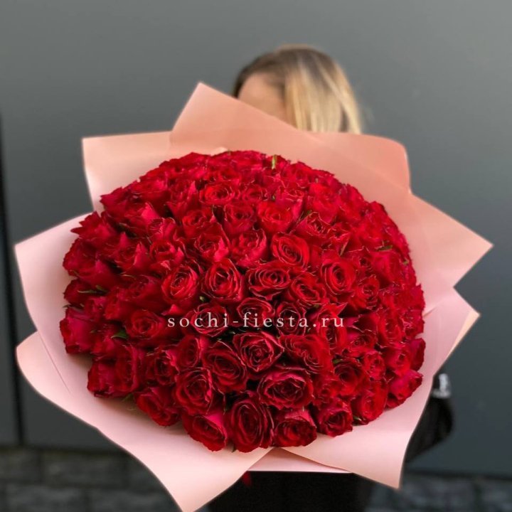 101 роза мадам ред в Перми