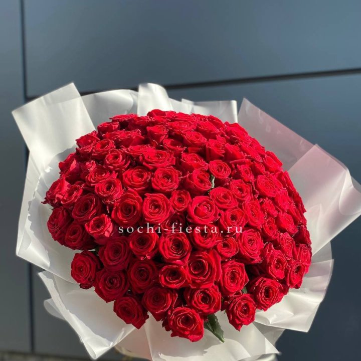 101 высокая роза в Перми