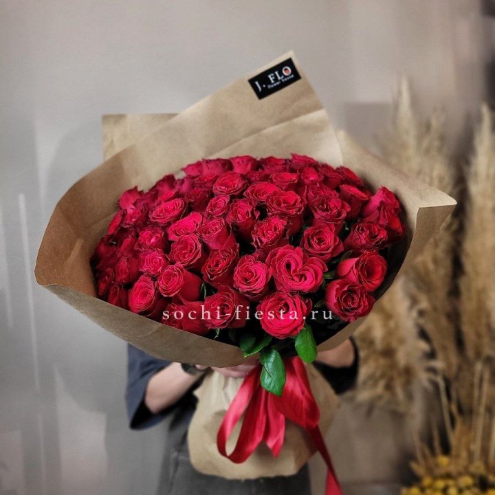 63 красных роз вайт в Перми