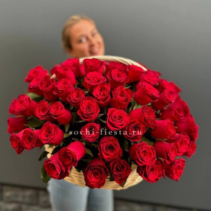 101 красная роза в корзине   в Перми