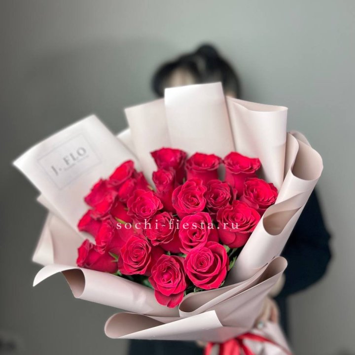 21 красная роза  в Перми