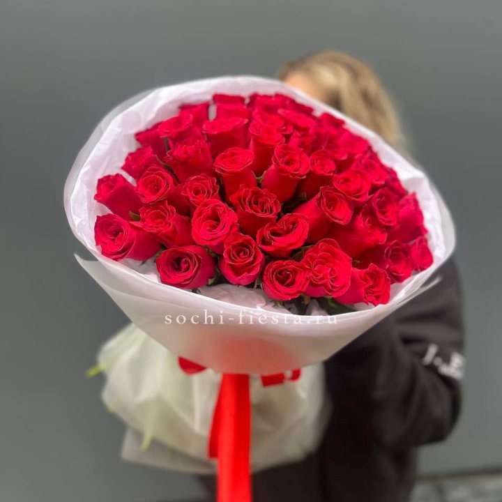 55 красных роз "Амелия" в Перми