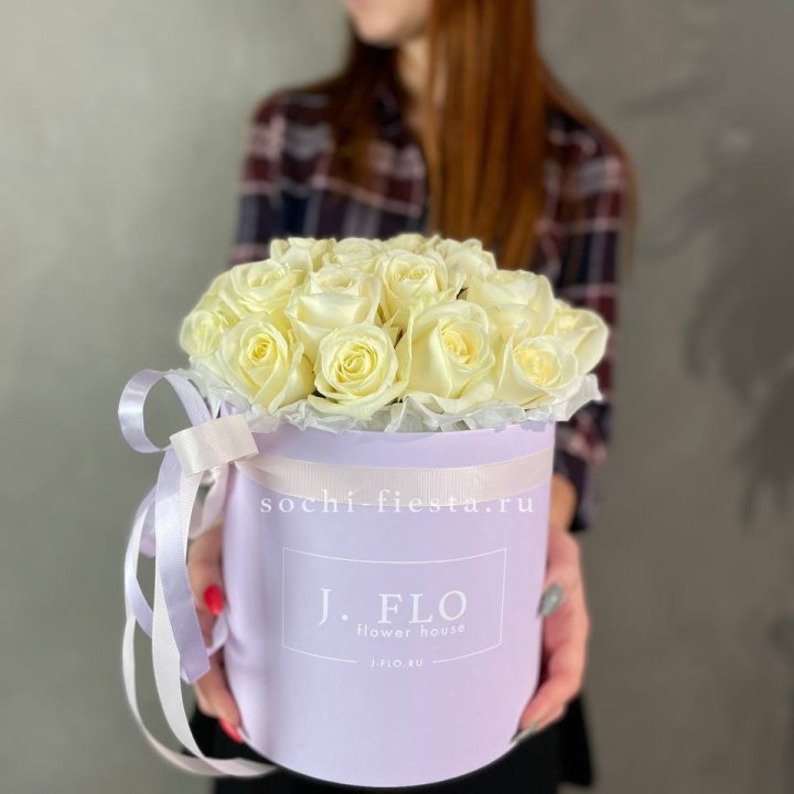 25 роз в цилиндре  в Перми