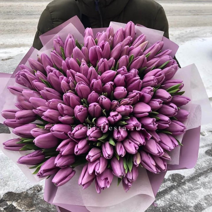 101 сиреневый тюльпан в Перми