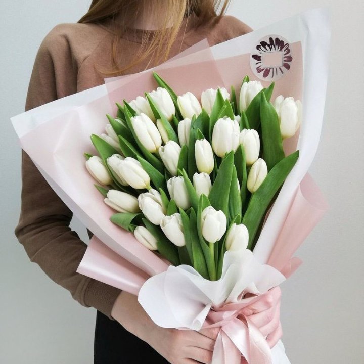 Букет белых тюльпанов "Моника" в Перми