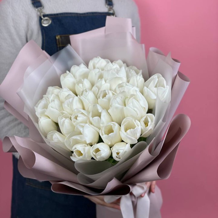 Букет белых тюльпанов "Пур-пур" в Перми